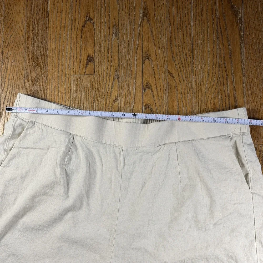 Torrid Pants Womens 2X Beige Linen Capri Elastic Waist Twill Crop Relaxed - Picture 2 of 8